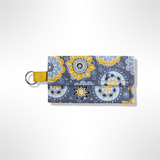 Gray Daisy Multifunctional Pouch